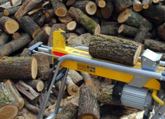 5 grunde til at købe en mobil brændekløver Mobil brændekløver