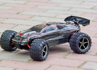 Hvilke typer af fjernstyrede biler findes der?