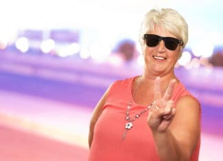 Giv din svigermor et par flotte og smarte solbriller i fødselsdagsgave