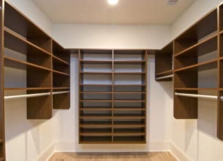 Plads til de næste 25 år med et moderne walk-in skab