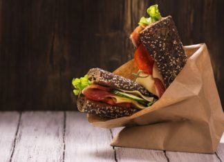 Nu kan du bestille take away hos Hungry via en App Take away mad i pise