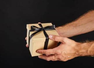Gaveguide: Tre ting du kan købe til manden, der har alt