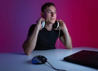 Køb et headset til din gamer bærbar