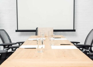 De bedste stole til dit konferencelokale