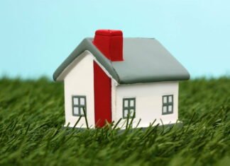 Få et hyggeligt gæstehus i haven med en boligpavillon