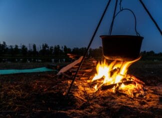 Et Grill- & Bålstativ – En fantastisk investering