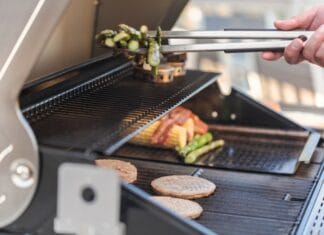 Hvilken størrelse gasgrill skal jeg vælge til altanen?