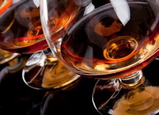 Giv dine ansatte en god flaske cognac i gave