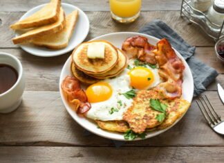 Åbn et hyggeligt brunchsted i København med luksus cafeparasoller fra Italien og Belgien