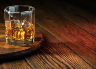 Giv din morfar en julekalender med whisky