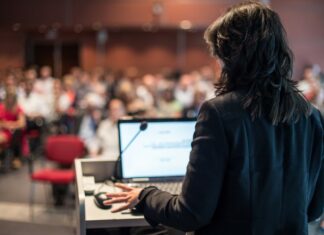 Giv billetter til en spændende konference i kalendergave
