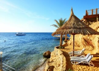 Hvor varmt er det i Sharm el-Sheikh i de forskellige måneder?
