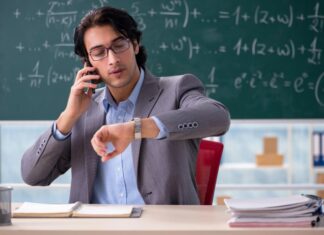 Vil du gerne forbedre dine karakterer i matematik, så overvej en online tutor