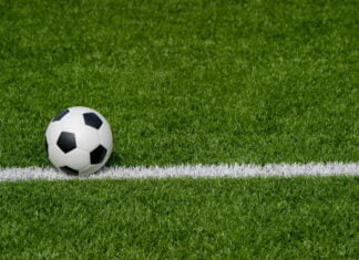 Tag på weekendtur til København og se en fodboldkamp mellem Brøndby IF og FC København