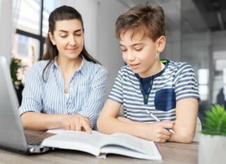 Book en online tutor og få lektiehjælp i både folkeskolen og gymnasiet