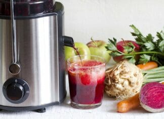 Sådan finder du den bedste saftpresser