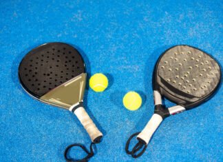 Overrask ham med et padelbat, hvis han elsker sport