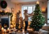 Få juletræet på plads i god tid og bliv klar til sang, hygge og traditioner