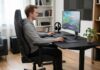 Sådan får du stol og bord til at passe sammen i dit gaming-setup